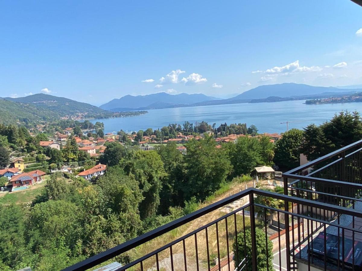 Penthouse Andrea Appartement Meina Buitenkant foto