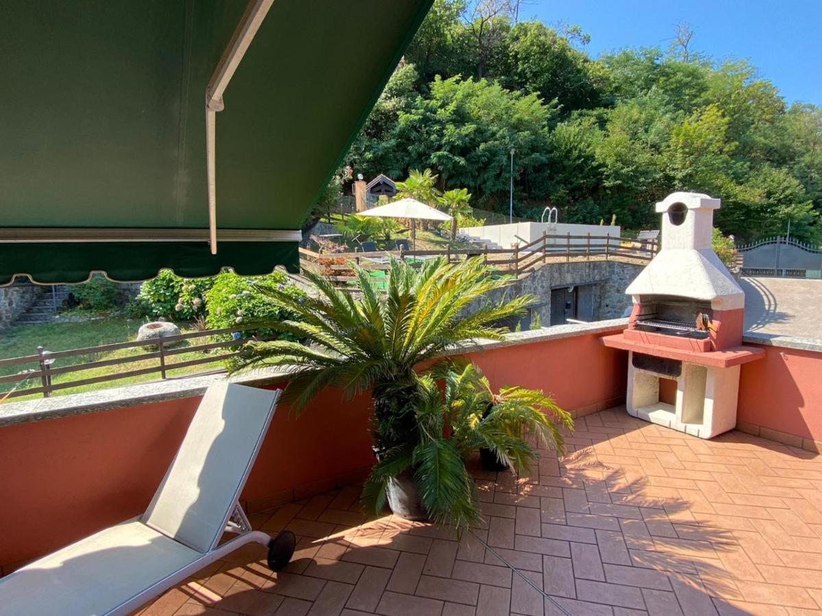Penthouse Andrea Appartement Meina Buitenkant foto