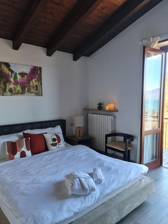 Penthouse Andrea Appartement Meina Buitenkant foto